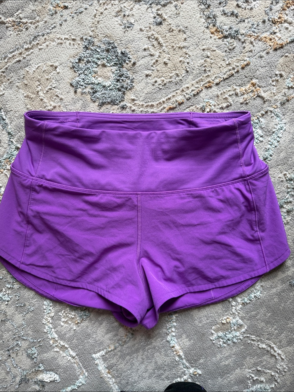 Lululemon speed up HR 2.5” short